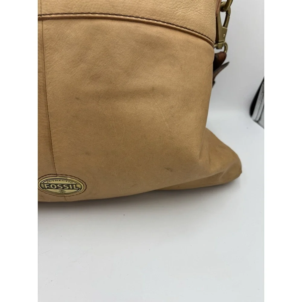 Fossil Explorer‎ Fold-Over Leather Crossbody Messenger Shoulder Bag Tote Tan